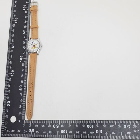 Disney X Lorus Mickey Mouse Vintage Watch with Tan Band - Picture 12 of 14